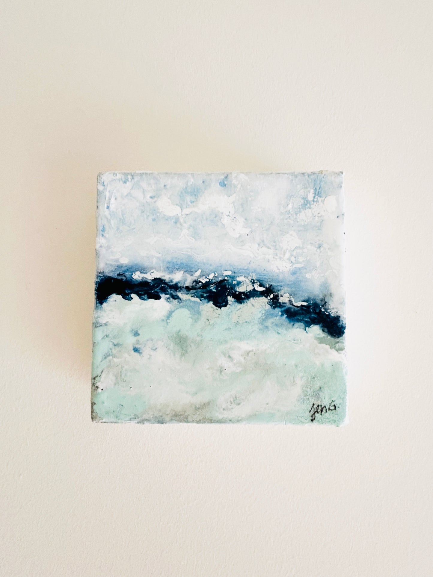 Aqua Dream:  5 x 5 x 1.5